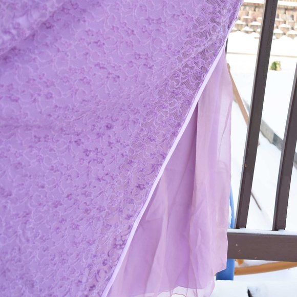 【SOLD】Purple Lace Qipao Midi A-Line Dress - Chinese Traditional Cheongsam - Picture 6 of 6